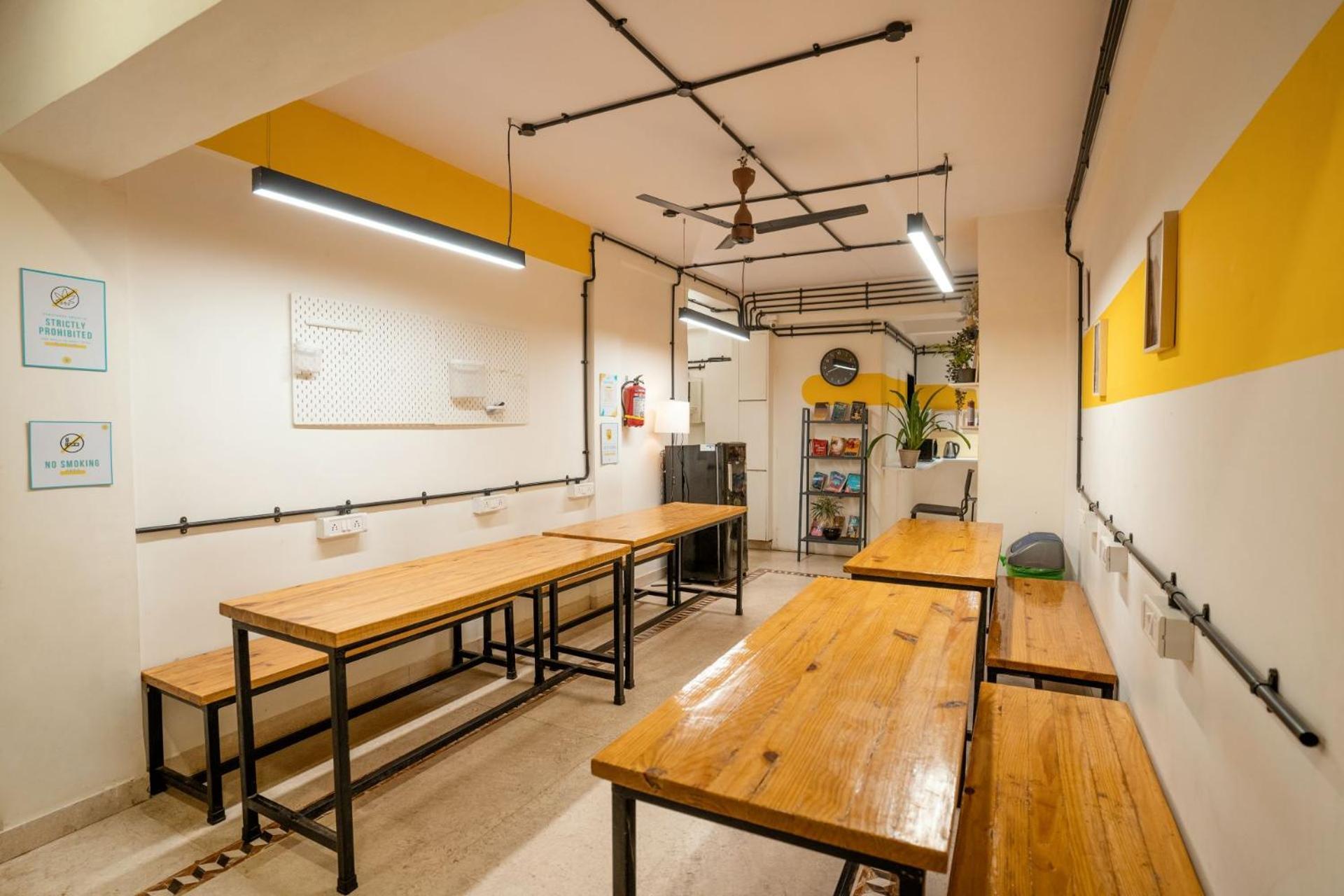 Locomo Express - Stay Work Eat Bombaim Exterior foto