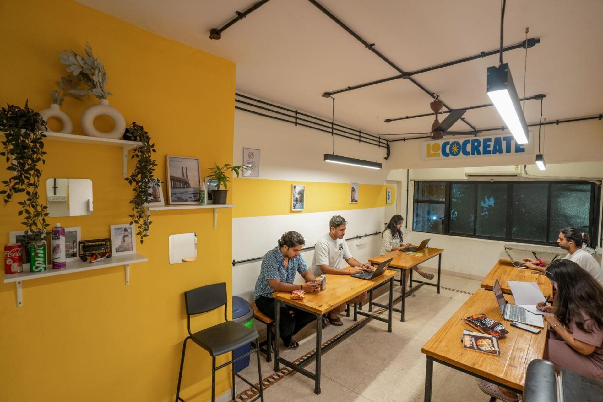 Locomo Express - Stay Work Eat Bombaim Exterior foto